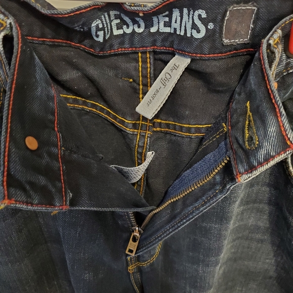 Guess Jeans - Picture 12 of 14